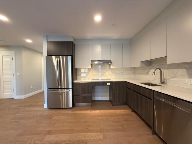 Photo - 15 Central St Unit 1