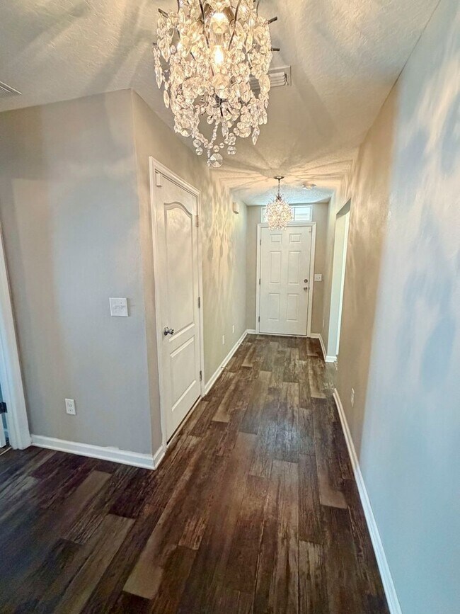 Photo - Beautiful 4 Bedroom, 2 Bathroom Home Situated on Grande Reserve Golf Course