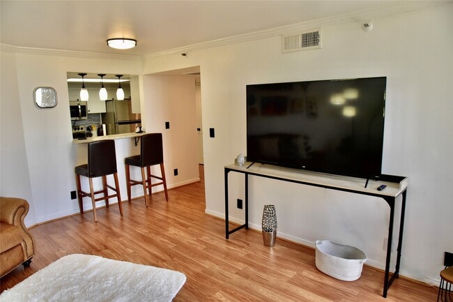 Photo - 3525 Sage Rd Unidad 701