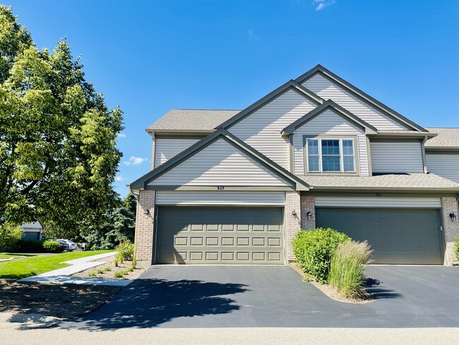 Photo - 517 Willow Way