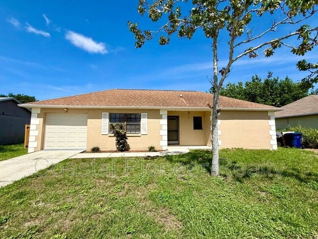 Building Photo - 1301 Greenlea Dr