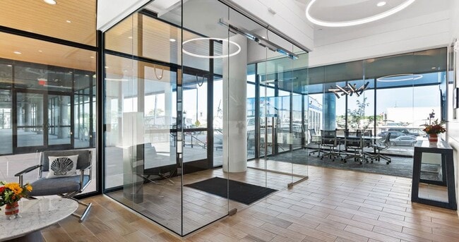 Photo - Harbourside SoNo