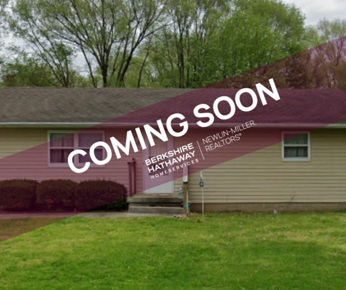 2 Bedroom Duplex on North Side - 2 Bedroom Duplex on North Side House