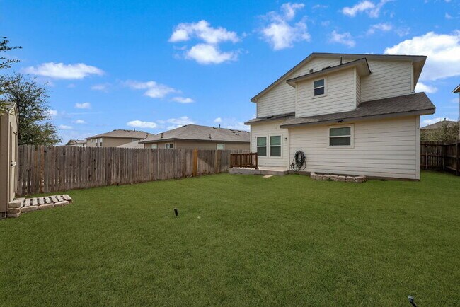 Photo - 15551 Crimson Topaz