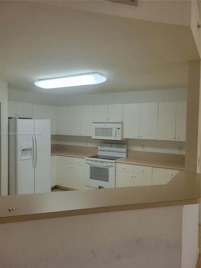 Photo - 11102 NW 83rd St Unit 207