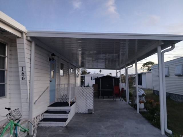 Building Photo - 166 4th St W