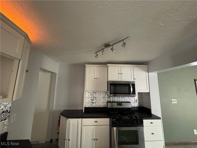 Photo - 4739 W 125th St