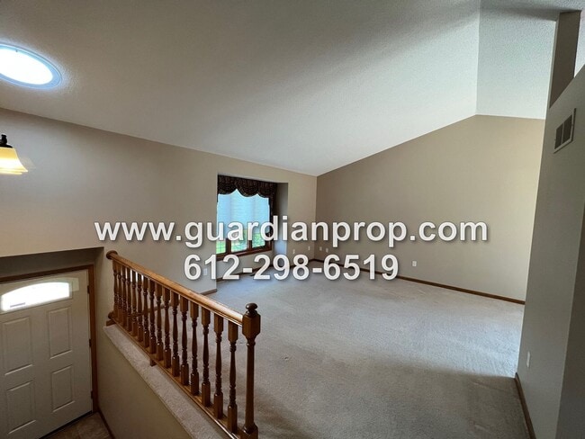 Photo - Woodbury House Available July 1st, Meticulously Maintained, Lower Family Room, Back Deck, Pool Ac...