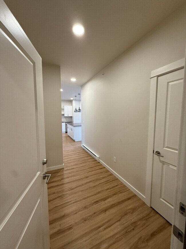 Photo - 2222C Willow Dr