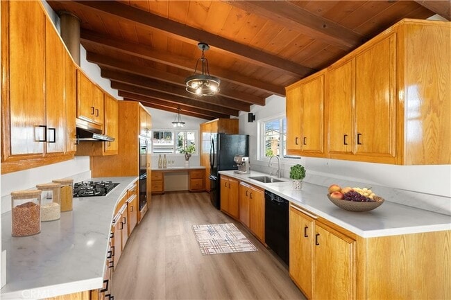 Photo - 746 27th St