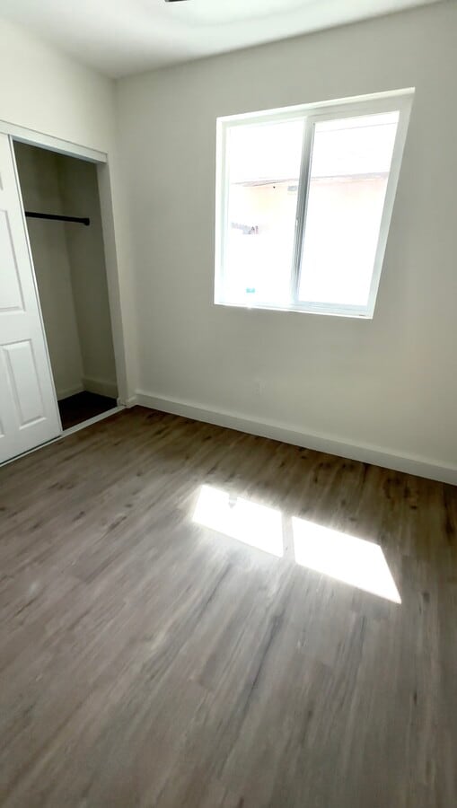 Photo - 240 Sunny Halo Ct