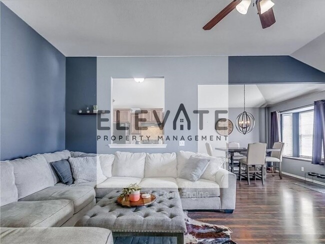 Photo - 6812 NW 157th St