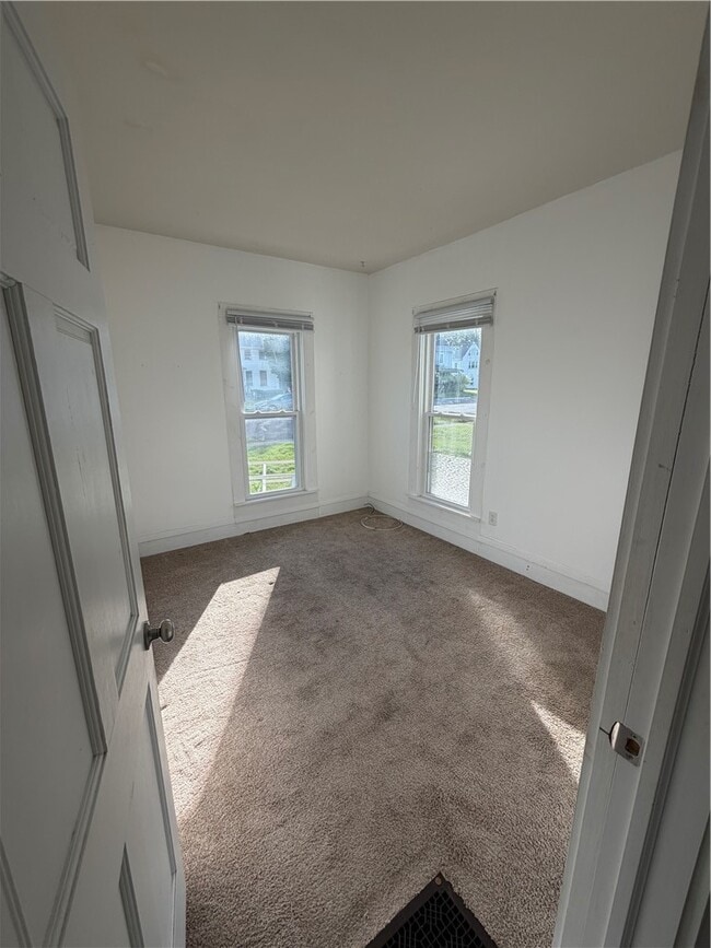 Photo - 1056 Walnut St