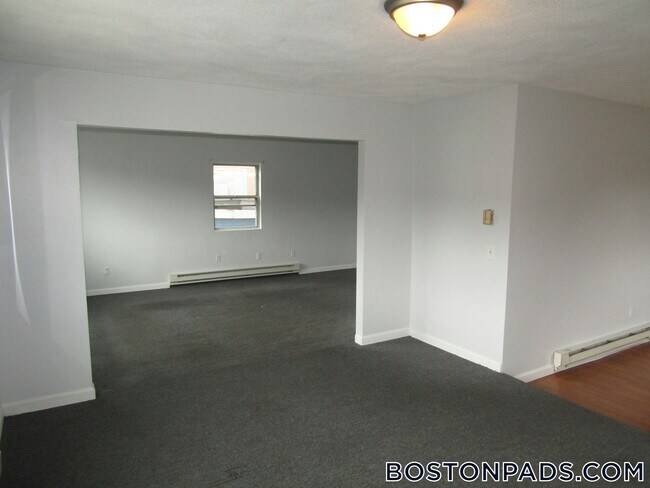 Photo - 1247 Commonwealth Ave Unidad 1