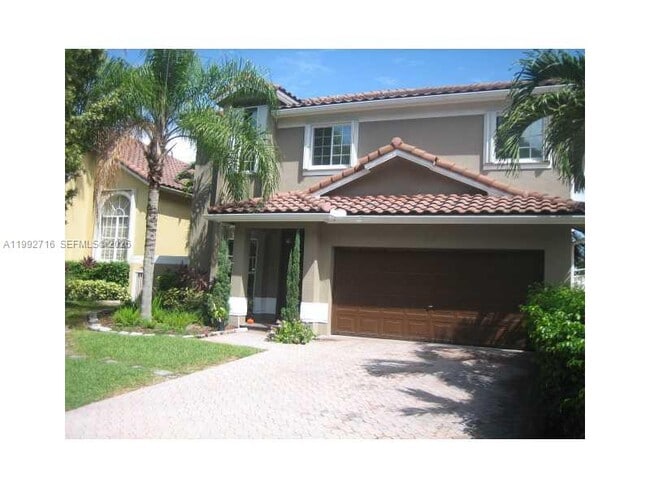 Building Photo - 15071 SW 136th Pl