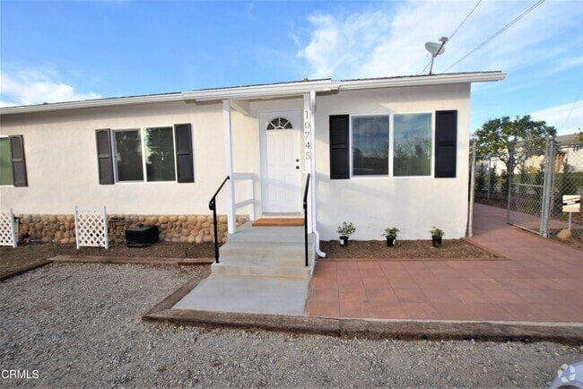 Building Photo - 10745 Ternez Dr Rental