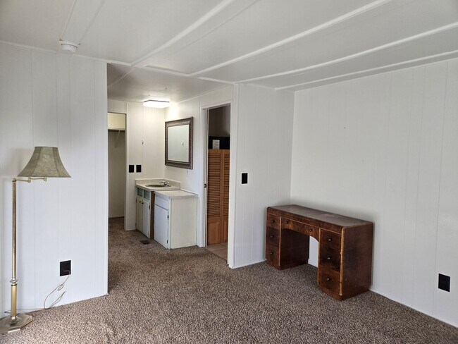Photo - Spectacular New Remodel-Flexible lease term-
