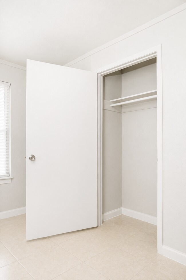 Albores Apartments