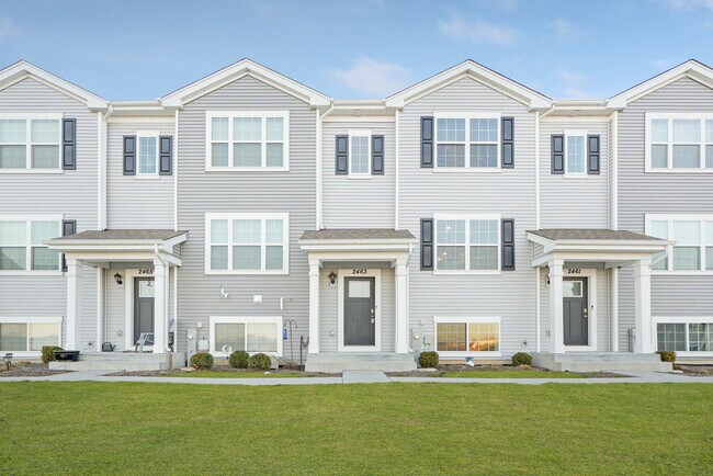 Photo - 2463 Bella Dr Townhome