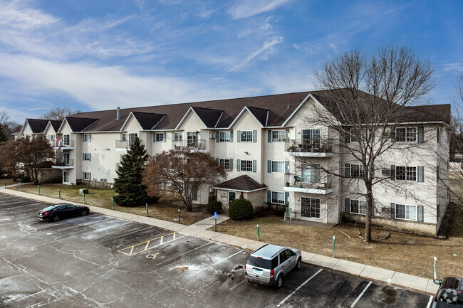 Isanti Village I - Isanti Village I Apartments