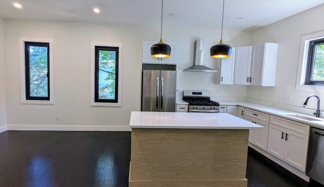 13 Clark Ave Unit 13 Clark Unit 2 NO FEE