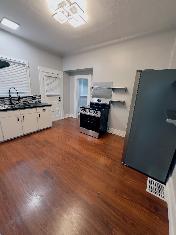 Photo - 506 E 17th St