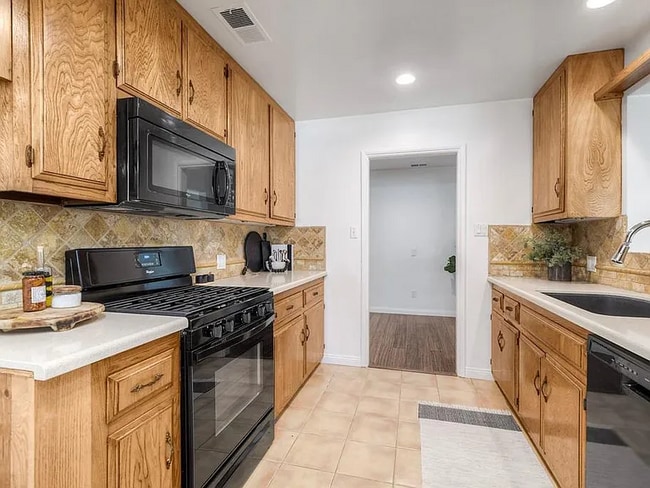 Photo - 1831 S Horne St