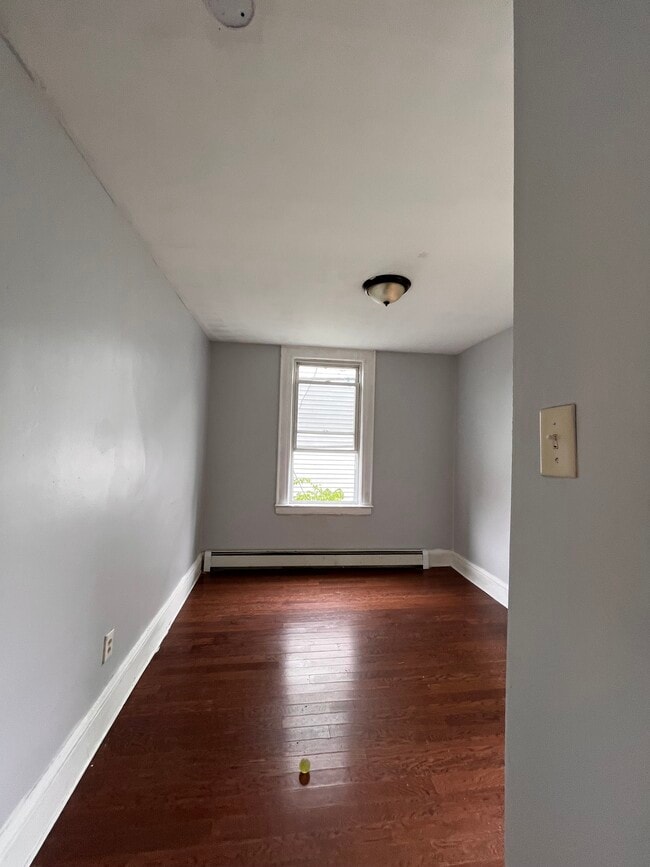 Photo - 60 Wilkinson Ave Unit 2L