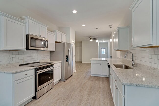 Photo - 146 Bellasera Wy