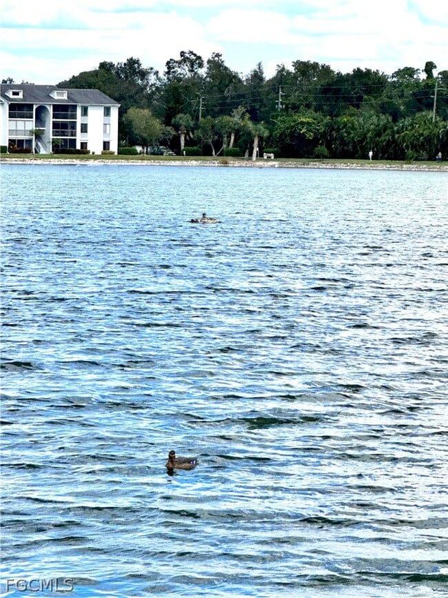 Building Photo - 9540 Green Cypress Ln Unit 11