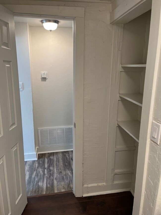 Photo - 2912 N Independence Ave