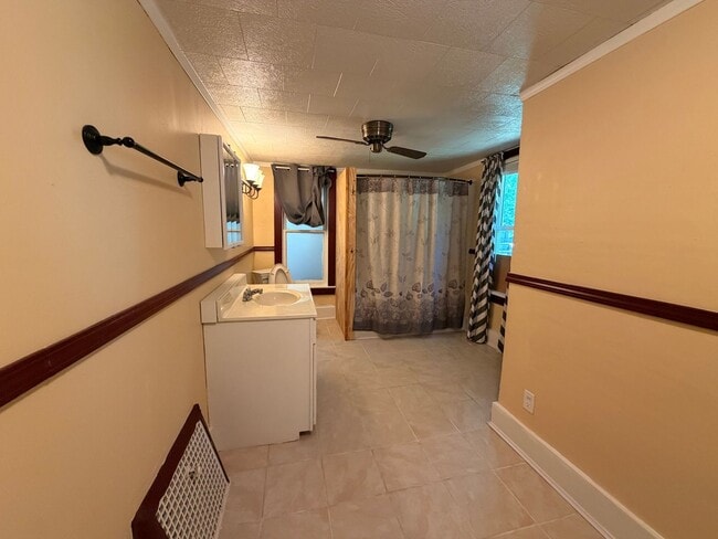Photo - 2 Bedroom Home in Palmer! $750