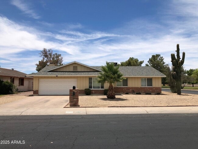 Photo - 2923 W Evans Dr House