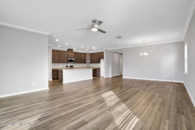 Photo - 3209 Crocus Ln