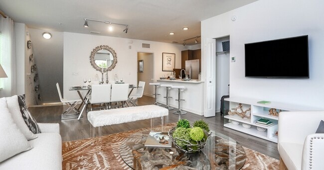 Photo - Oasis at Shingle Creek