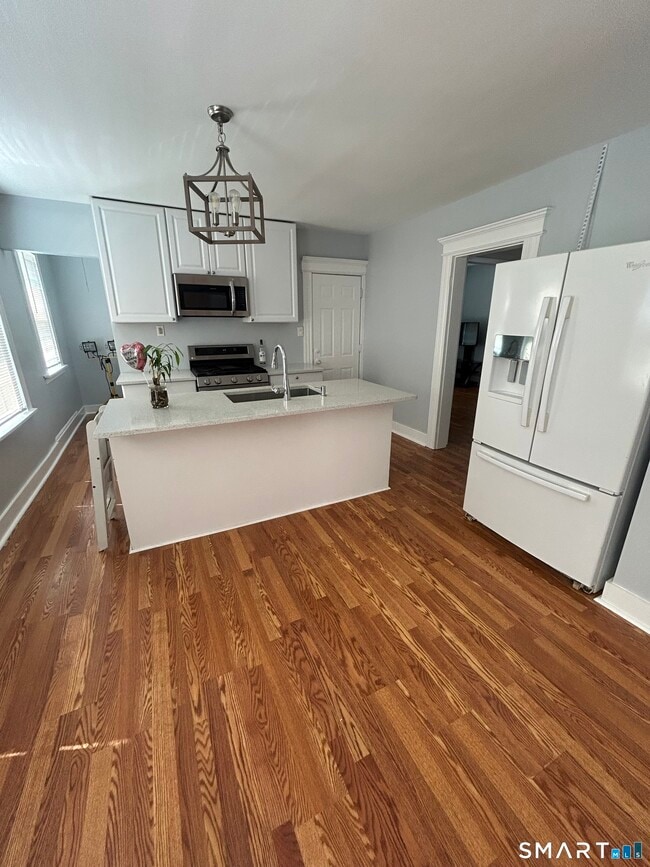 Building Photo - 273 Judson Pl Unit 1