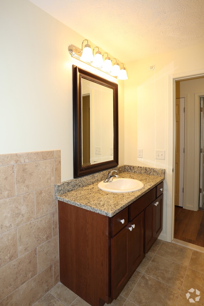 Tocco Villaggio Apartments Clay, NY