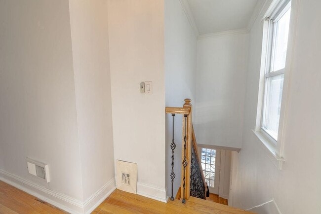 Photo - 179 Hobart Ave