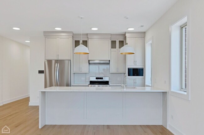 Photo - 3545 W Belmont Ave Unidad 2