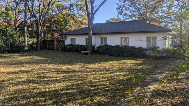 Photo - 1816 W Main St