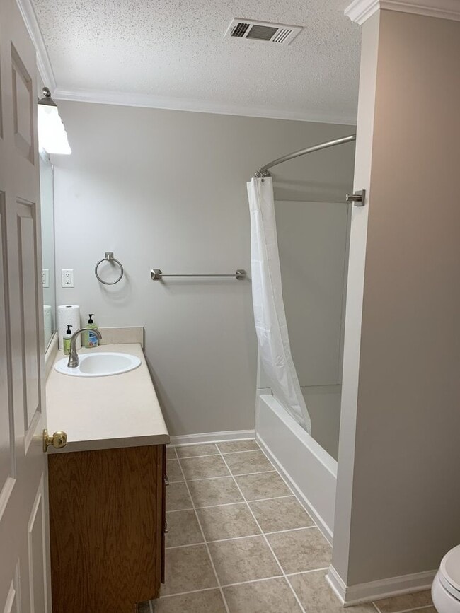 Photo - Condo available 8/7! All utilities included