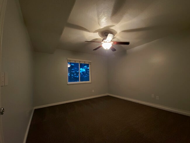 5614 Meadow Ln Unidad Unit