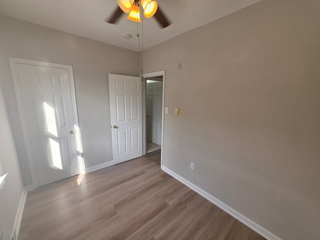 Photo - 151 W Grange Ave Unit 1F