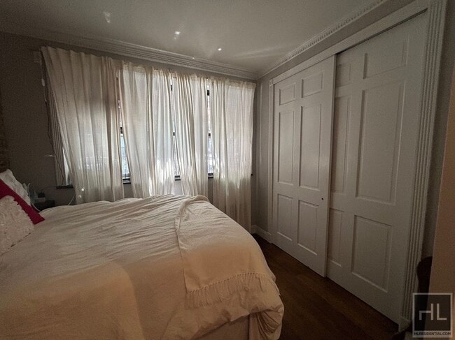 Photo - E 26TH ST. Unit 3D