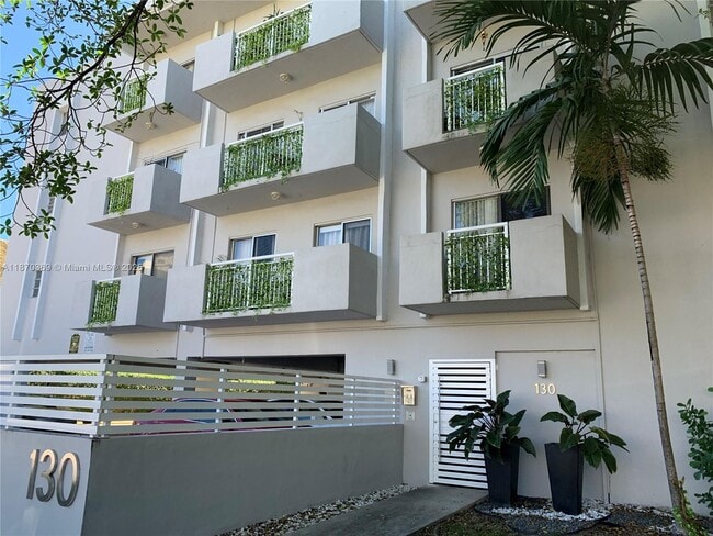Building Photo - 130 Mendoza Ave Unit 22 Rental