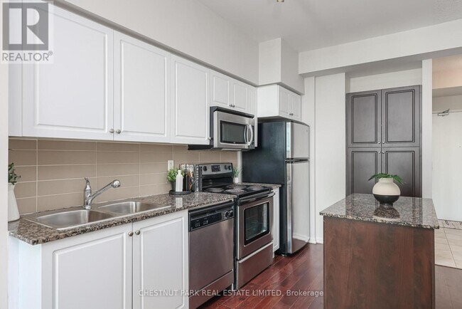 Photo - 215 Fort York Blvd Unité 808