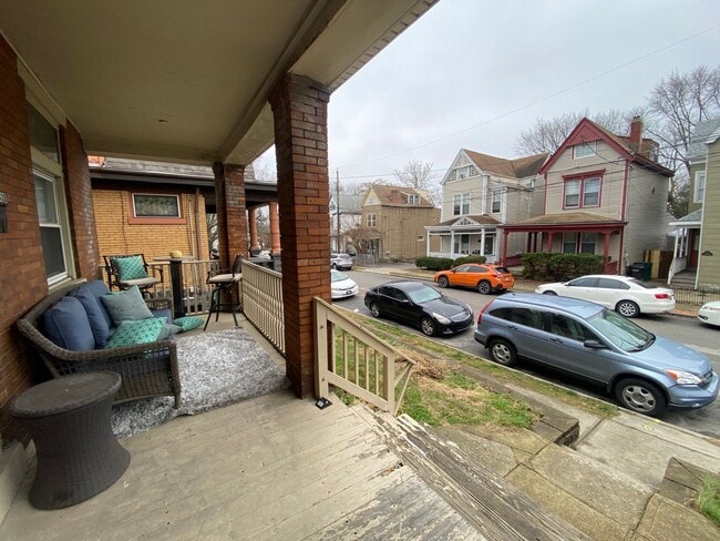 Photo - 430 Southview Ave