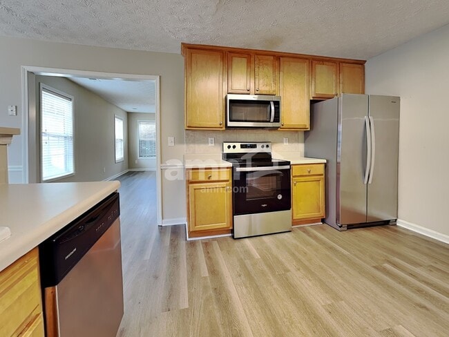 Photo - 1302 River Club Dr NE