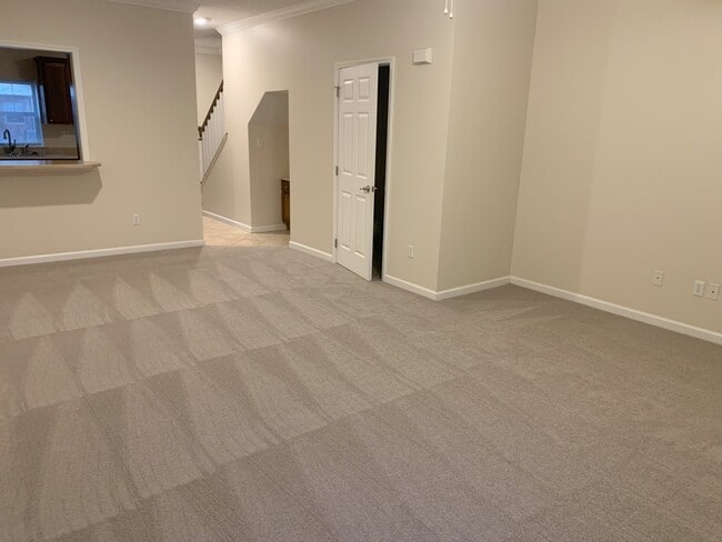 Photo - 212 Park Pointe Way