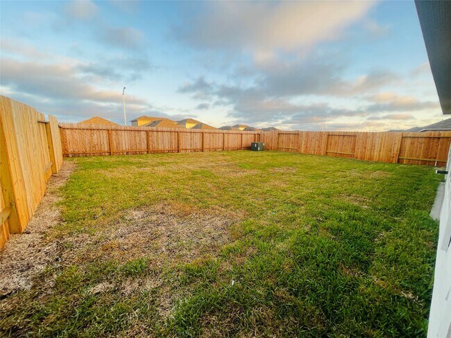 Photo - 5146 Bay Mdws Ln